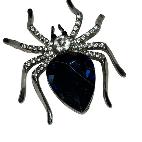 Vintage Rhinestone Spider Silver Tone - Picture 6 of 7